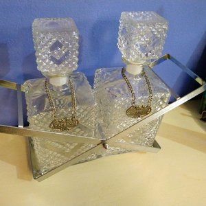 Vintage 1960's diamond pattern square decanters & caddy